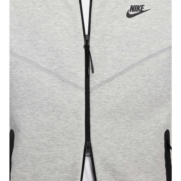 Nike Sportswear Tech Fleece Windrunner Full-Zip Hoodie - Picture 11 of 13